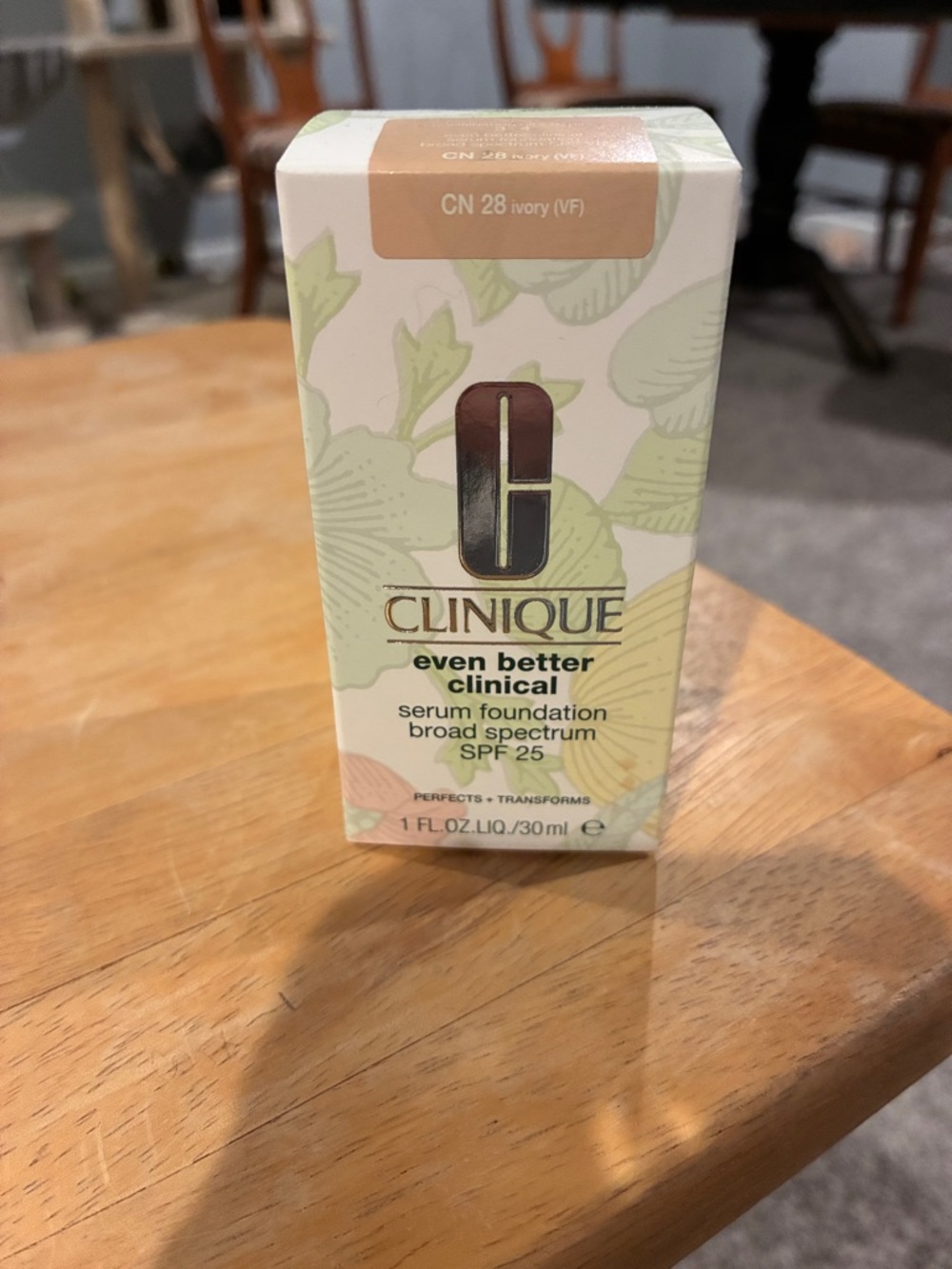 Clinique Even Better Clinical Serum Foundation - Shade Ivory CN28